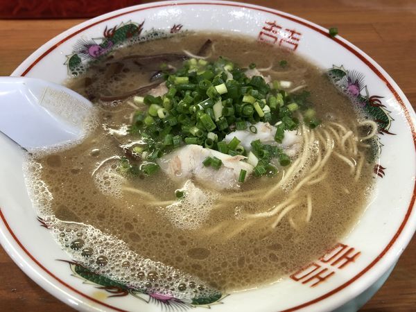 「ラーメン　￥６５０」@しぇからしか 梅田店の写真