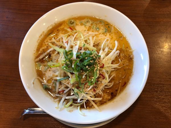 「哲辛ラーメン(醤油)+替玉」@四十四代目 哲麺 幸手店の写真