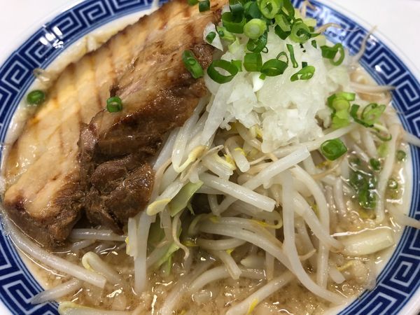 「ラーメン 小」@らーめん 凌駕の写真