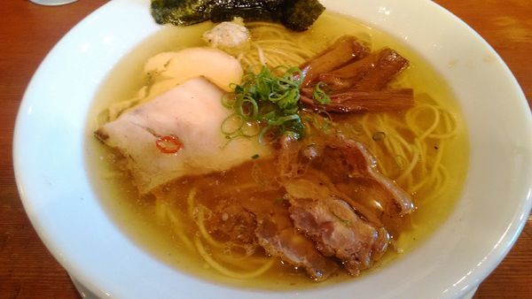 「塩らぁめん」@自家製麺 えなみの写真