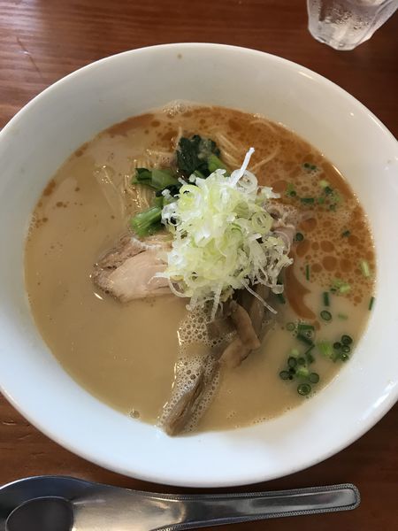 「鶏白湯醤油らあめん+替え玉（¥730+¥120）」@なかじゅう亭 高崎上豊岡店の写真