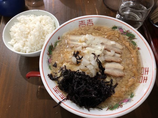 「背脂中華黒のり+ライス／¥820+150」@新潟発祥 なおじ 御茶ノ水店の写真