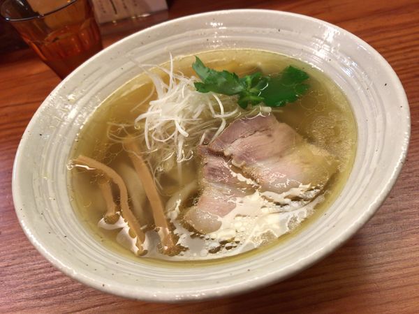 「塩らーめん」@純手打ち 麺と未来の写真