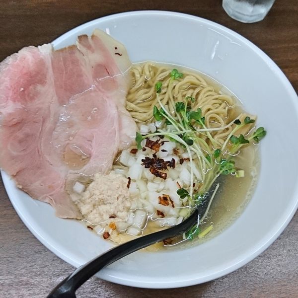 「白トリュフ塩ら〜めん（並＝麺160g）800」@麺屋みつば＋クローバーの写真