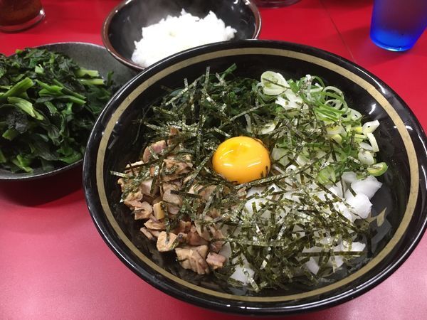 「油そば＋青菜ダブル」@家系ラーメン 王道家の写真