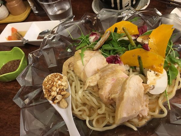 「限定 冷製汁なし 初恋フリカッセ 甘酸っぱい想出」@海老丸らーめんの写真