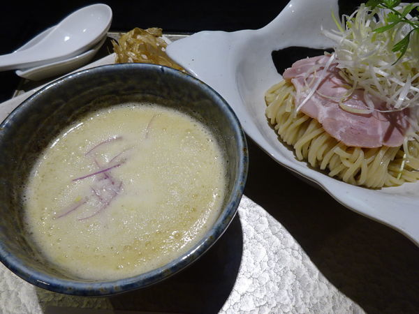 「鶏つけsoba　880円」@鶏soba 座銀 南船場にぼし店の写真