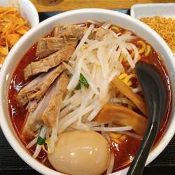 番長ラーメン＋チャーシュー増し＋フライドガーリック＋チンピラねぎ