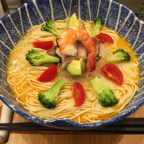 「川(恋濃く蝦塩そば)」@ラーメンクワトロの写真