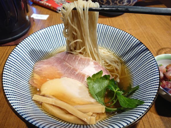 「【限定】冷やし煮干しそば800円＋海鮮丼(飯抜き)他」@寿製麺よしかわ 川越店の写真