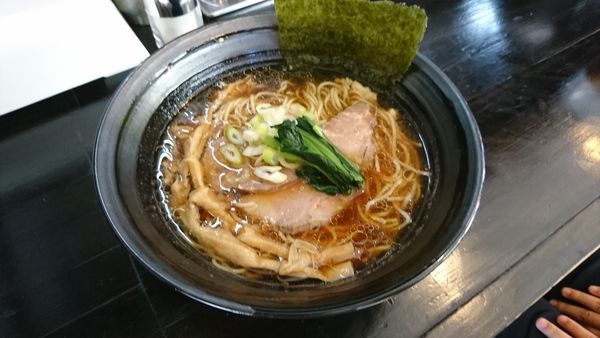 「醤油らーめん700」@麺や 笑 ～Sho～の写真