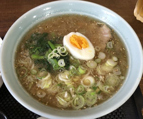 「ラーメンと半チャーハンのランチセット(¥750)」@酒処らーめん康の写真