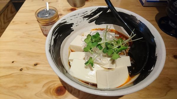 「【夏麺第四弾】冷やし麻婆豆腐のあんかけそば」@麺場 浜虎 横浜店の写真