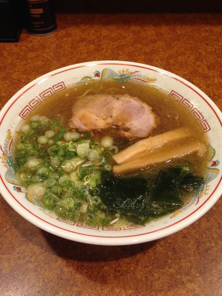 「煮干しラーメン 690円」@ラーメン・ホルモン焼肉育元の写真