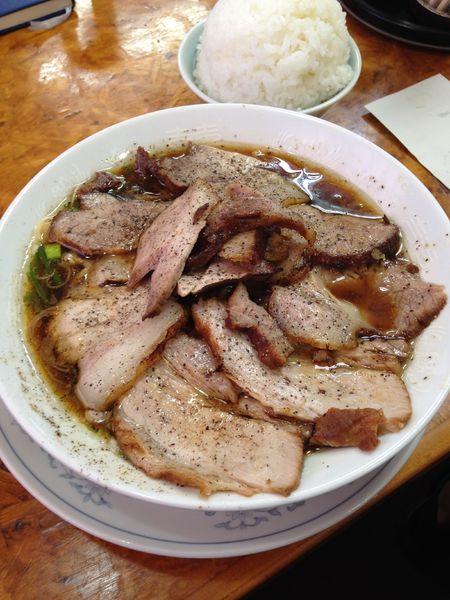 「チャーシュー多い麺 ライス」@かし亀の写真