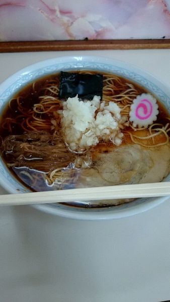 「中華そば   大盛り（６５０円）」@味幸の写真