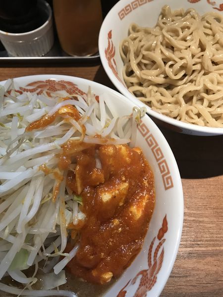 「つけ麺フュージョン、野菜多め、しょうが入り」@火の豚 人形町駅前店の写真