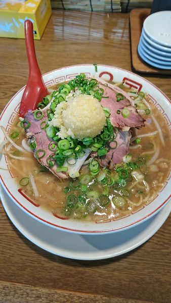 「ニンニクラーメン大盛」@らーめん2国 加古川店の写真