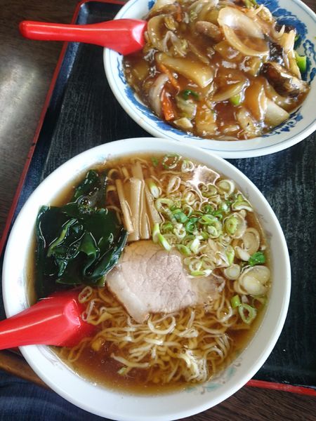 「中華丼+ラーメン 830円」@香林の写真