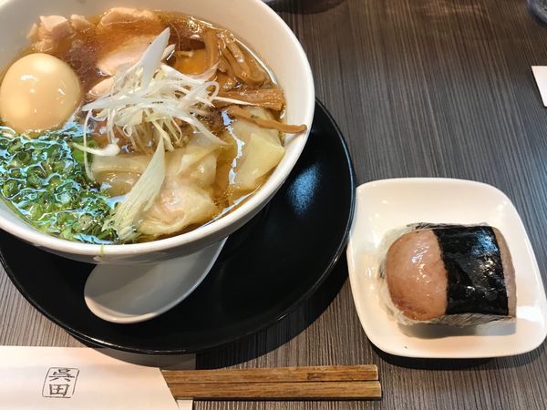 「特製醤油ラーメン+スパムおにぎり」@柳麺 呉田-goden-の写真