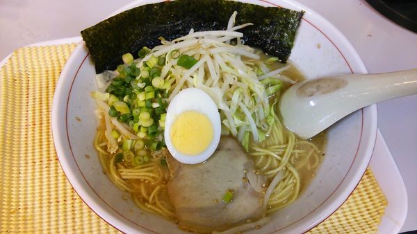 「中ラーメン」@八坂ラーメンの写真