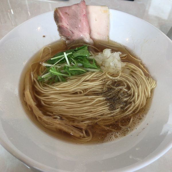 「煮干そば 750円+ローストポーク丼300円」@noodle kitchen KYOの写真