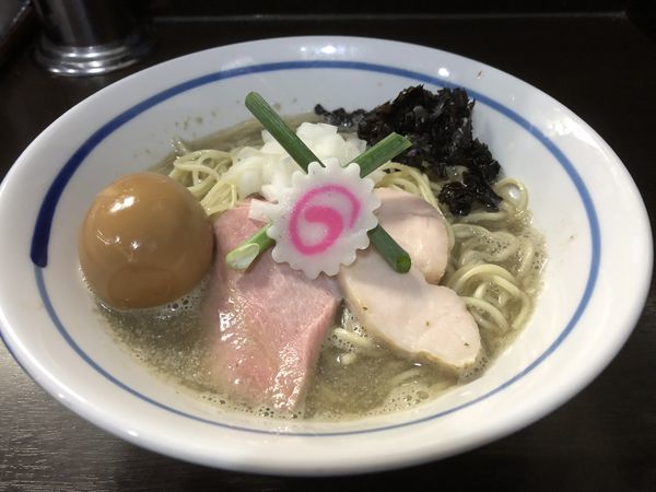 「味玉煮干そば」@中華そば いづるの写真