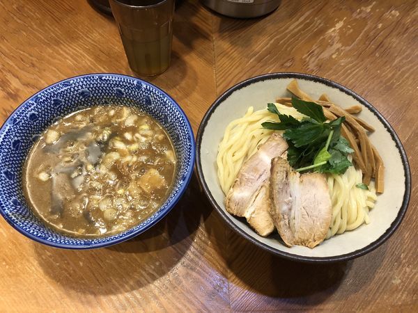 「濃厚煮干つけ麺（大盛）」@麺や百日紅の写真