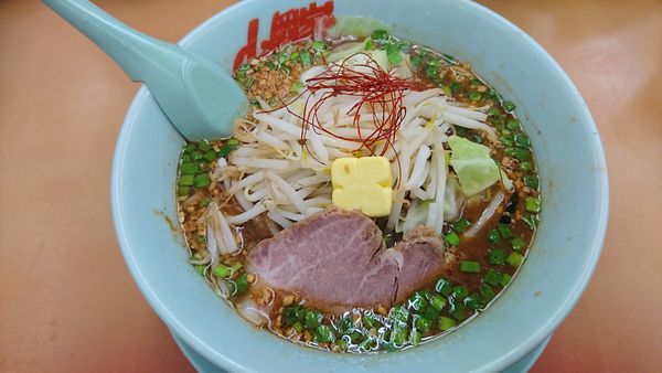「【限定】ガリバタ醤油ラーメン・・870円」@ラーメン山岡家 瑞穂店の写真