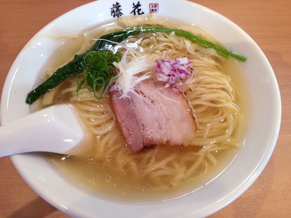 「塩らぁ麺」@支那蕎麦屋 藤花の写真