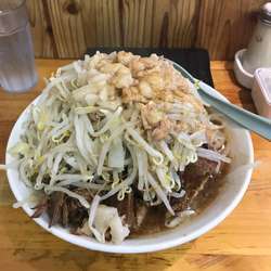 ラーメン小（ヤサイ、アブラ）