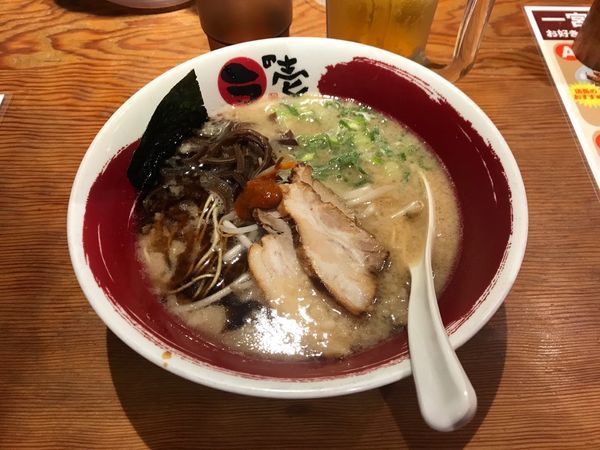 「こってりとんこつラーメン 760円」@ラの壱 一宮店の写真