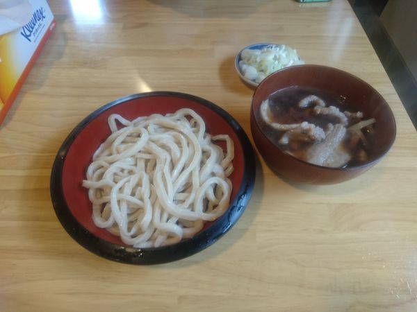 「肉汁うどん６５０円」@松屋の写真