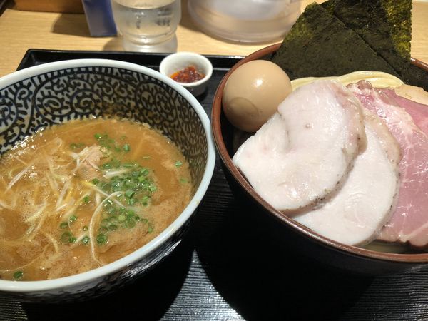 「特製濃厚魚介つけ麺 ＋中盛＋辛味」@麺屋 一燈の写真