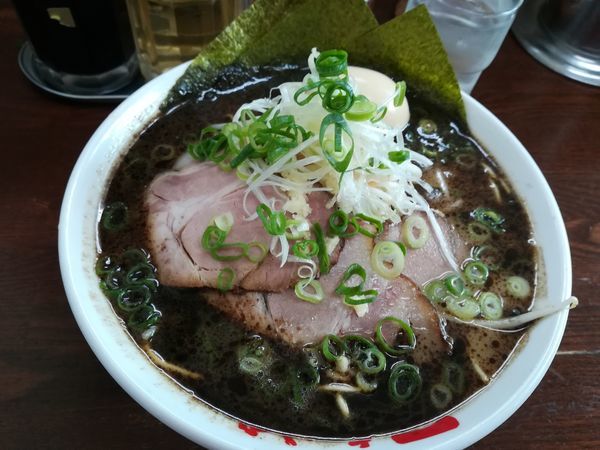 「8/18 黒マー油豚骨醤油スペシャル1,050円」@なんつッ亭 秦野本店の写真