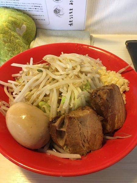 「ブタメン中　味玉」@恵比寿ブタメンの写真