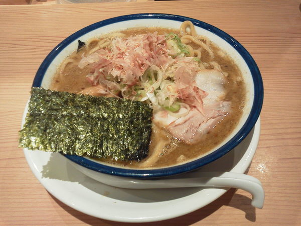 「中華そば 800円」@つけめん玉 品達店の写真