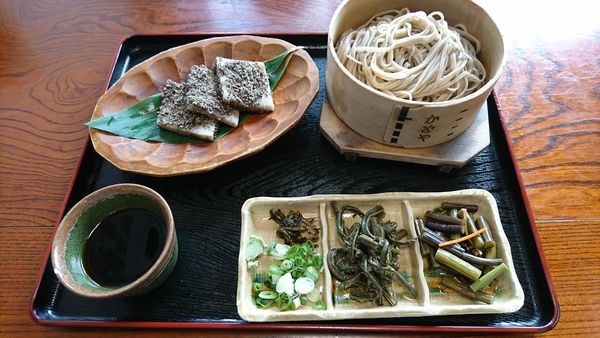 「そば定食　１３００円」@かどやの写真