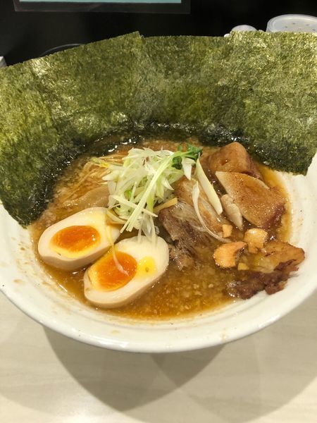 「横綱チャーシュー味噌らーめん」@東京とんこつ ましこ亭 本店の写真