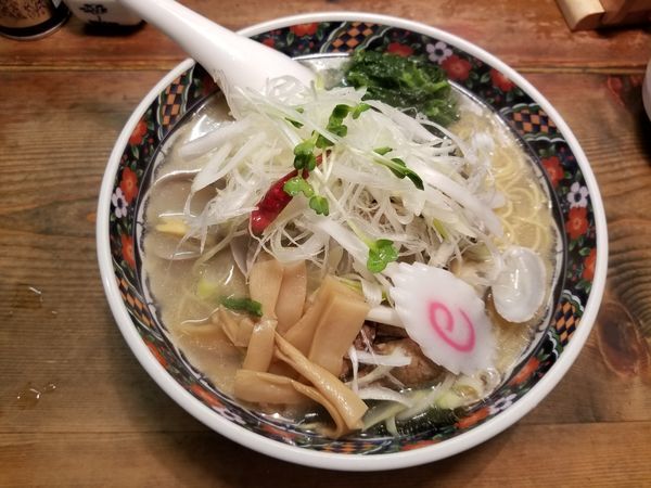 「浅利そば(大盛) +味玉(クーポン利用)」@函館らーめん 船見坂の写真