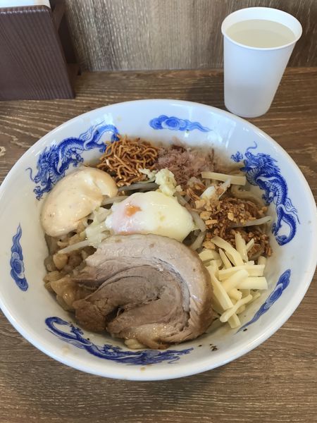 「まぜそば(温玉入り)」@ジャンクガレッジ 熊谷店の写真