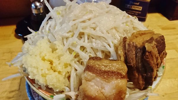 「限定/パワー麺（塩豚骨）+大盛り」@パワー軒の写真