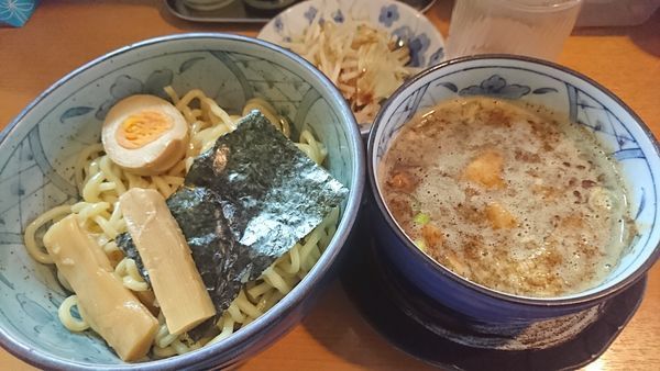 「豚骨魚介つけめん(750円)」@焦がしねぎらーめん 葱次郎 大宮西口店の写真