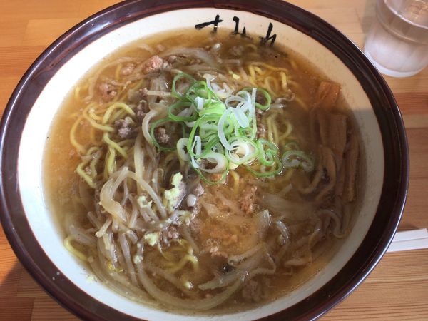 「味噌ラーメン大盛り」@すみれ 札幌中の島本店の写真