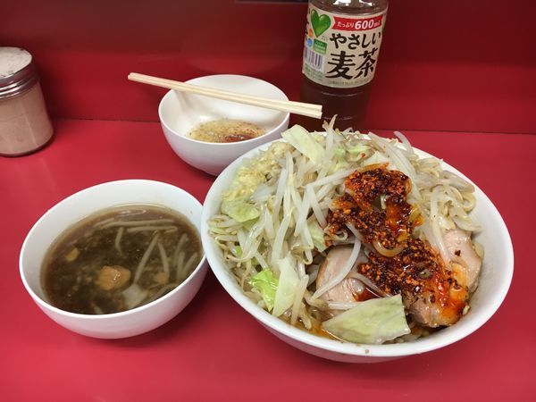 「小ラーメン SS  玉子ヤサイ➕ニンニク➕ラー油 エビ油」@ラーメン二郎 千住大橋駅前店の写真