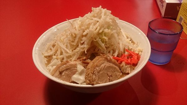 「特盛銀郎ラーメン豚2枚 1100円」@銀のしずくの写真