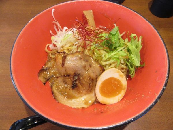 「ピリ辛冷やし麺（７８０円）＋唐揚げ３個３３０円」@江戸味噌ラーメン 二代目てらッちょ 石岡店の写真