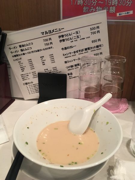 「ラーメン醤油とんこつ」@博多麺酒房 マルヨの写真