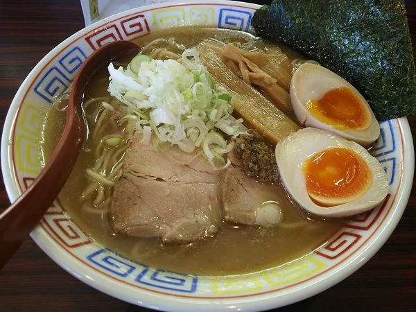 「極にぼしぼり　（大盛り）　＋味玉：サービス券」@煮干しらあめん 燕黒の写真