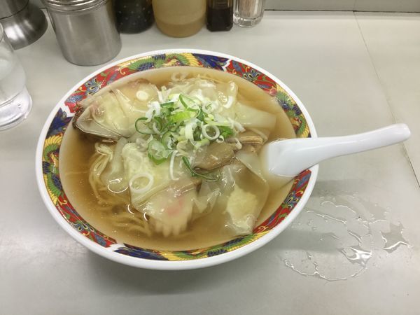 「ワンタンメン」@共進軒 万代店の写真